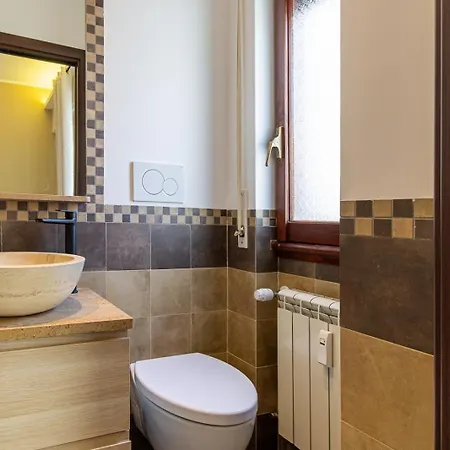 San Damaso Vatican 4*