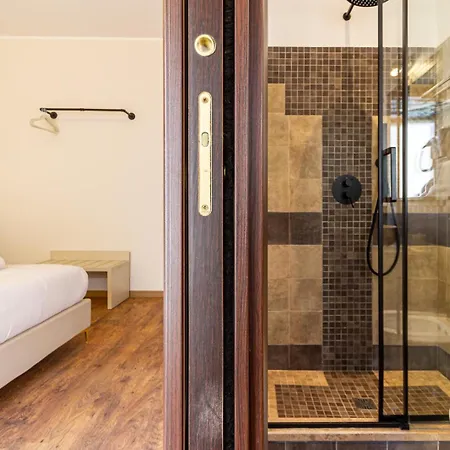 San Damaso Vatican 4*